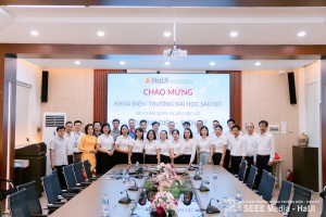 Tập thể giảng viên Khoa Điện - Trường Đại học Sao Đỏ thăm và làm việc tại Đại học Công nghiệp Hà Nội