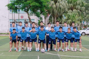 Chúc mừng tuyền bóng đá khoa điện lên ngôi vô địch
