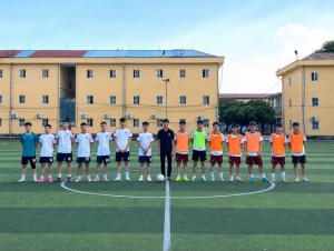 📣 BẢN TIN SÂN CỎ K17: DK17-D2 THẮNG SÁT NÚT! ⚽